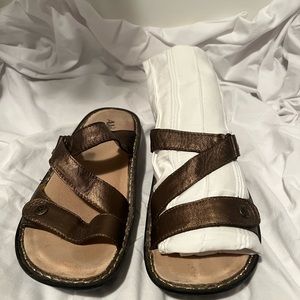 Algeria sandals